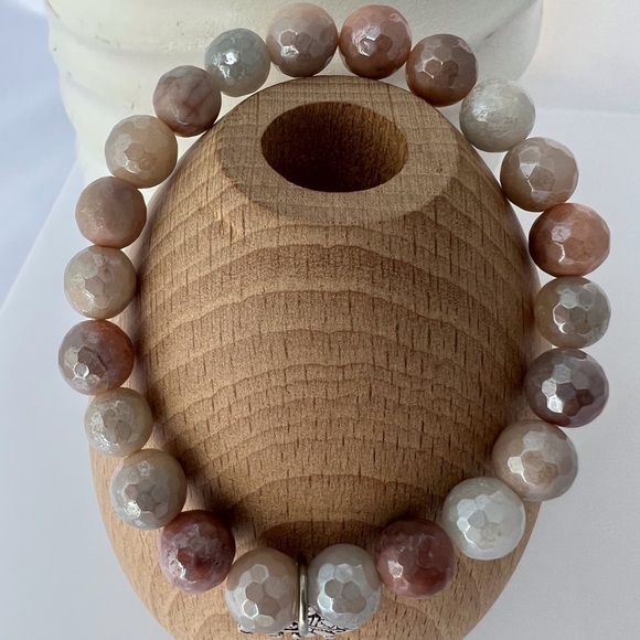 MYSTIC peach aventurine stretch bracelet - Picture 13 of 14